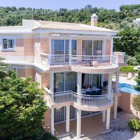 Cretan Exclusive * Ретимно (Крит)