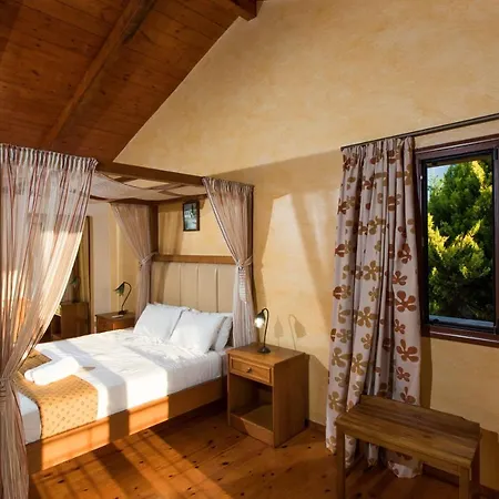 Cretan Exclusive * Rethymno (Crete)