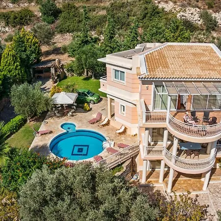 Cretan Exclusive Villa *