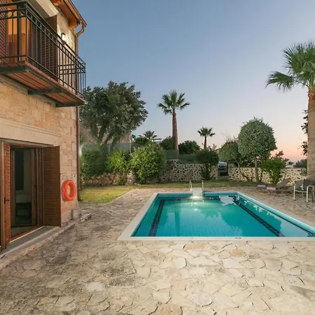 Cretan Exclusive Villa *