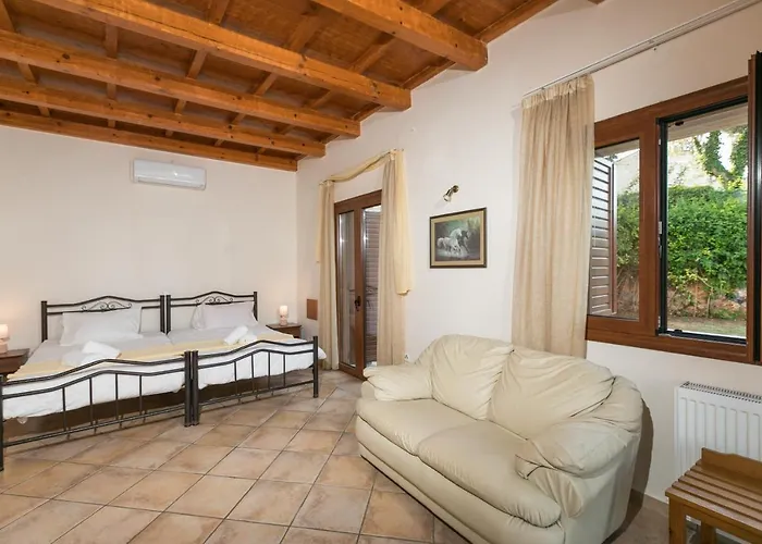 Cretan Exclusive * Rethimnon